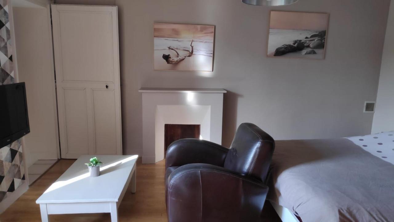 Chambre Privee Tout Confort Conlie Exterior foto